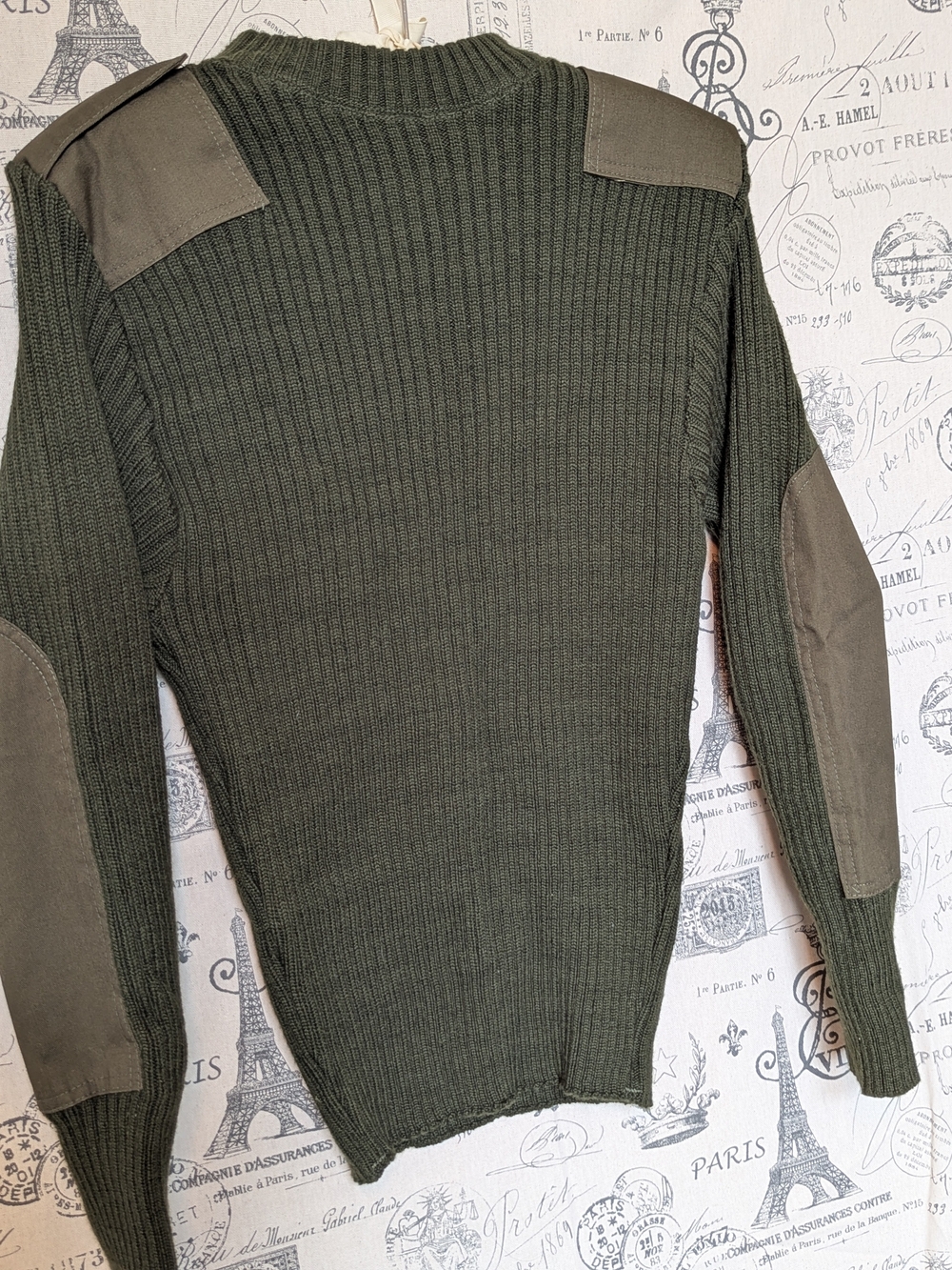 DSCP Olive Wooly Pully Ribbed Crewneck Sweater with Elbow & Shoulder Patches M